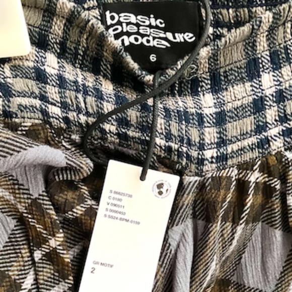 NWT, UO Basic Pleasure Mode Kurt Plaid Midi Skirt - Picture 9 of 10